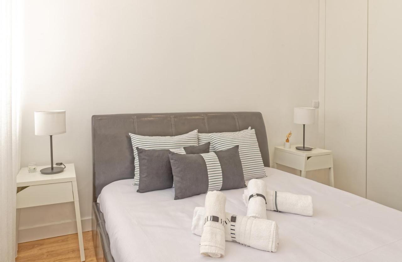 Luxury Prime Batalha Apartments Порто Екстериор снимка